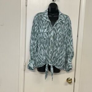 Investments Green and White Abstract Blouse